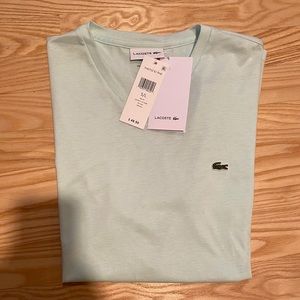 LACOSTE V NECk